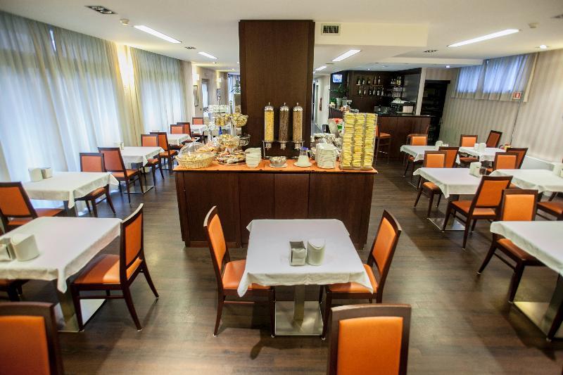 Hotel 2C レニャーノ エクステリア 写真