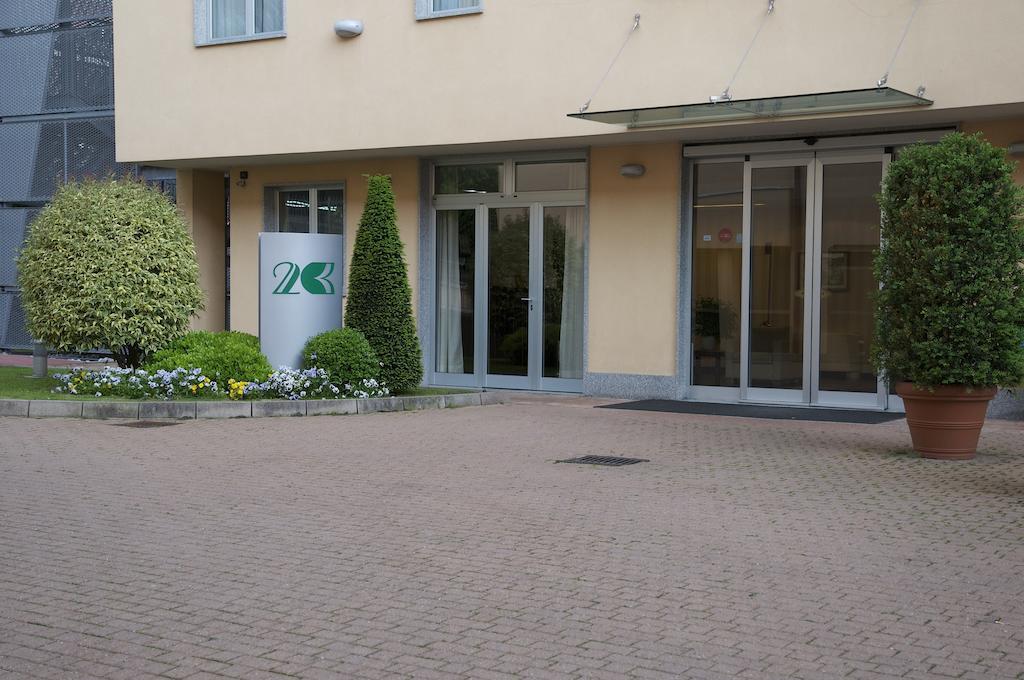 Hotel 2C レニャーノ エクステリア 写真
